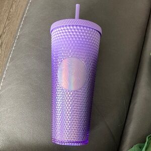 NWOT Starbucks iridescent Vibrant Purple Studded Venti Tumbler
